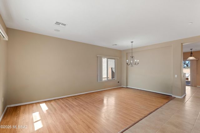 808 W Vuelta Granadina, Sahuarita, AZ 85629