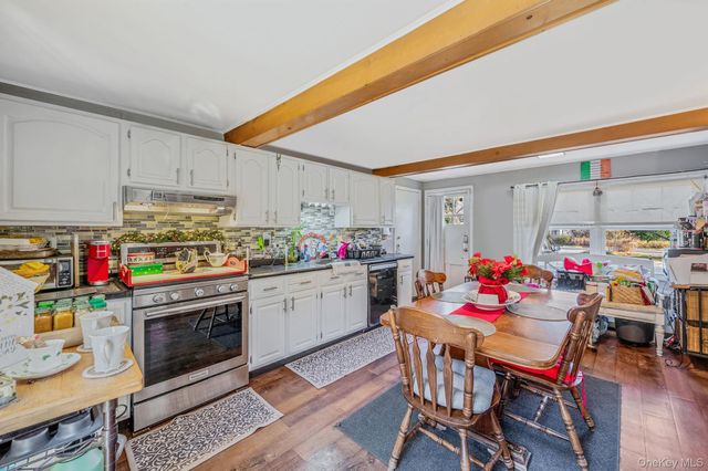 54 Landview Drive, Dix Hills, NY 11746