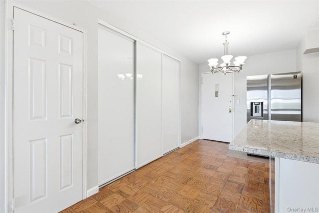 70-25 Yellowstone Boulevard 15P, Forest Hills, NY 11375