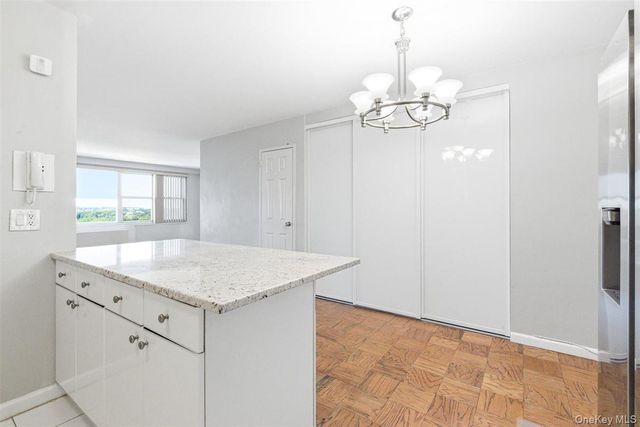 70-25 Yellowstone Boulevard 15P, Forest Hills, NY 11375