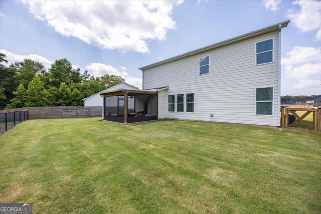 656 Dolly Drive, Forsyth, GA 31029