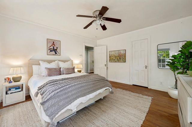 6046 Penrose Avenue, Dallas, TX 75206