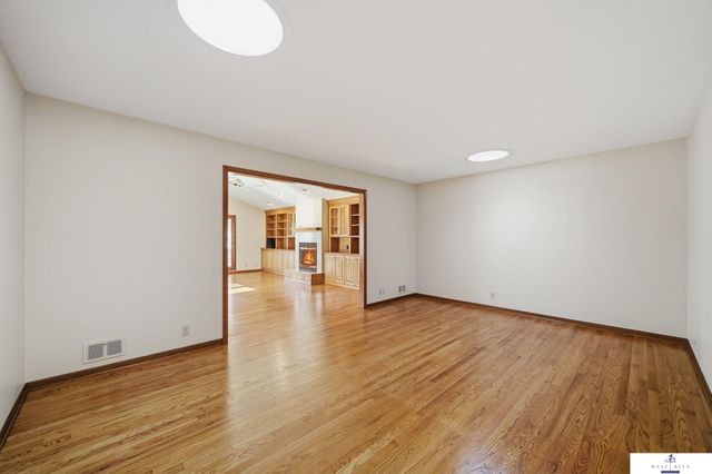 725 N 81st Street, Lincoln, NE 68505