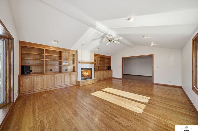 725 N 81st Street, Lincoln, NE 68505