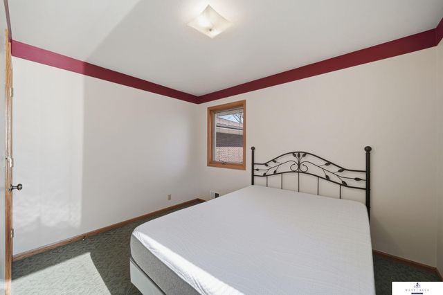 725 N 81st Street, Lincoln, NE 68505