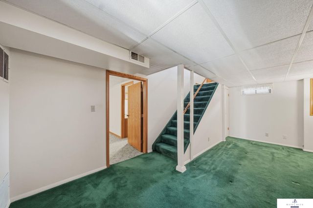 725 N 81st Street, Lincoln, NE 68505