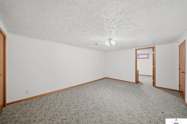 725 N 81st Street, Lincoln, NE 68505