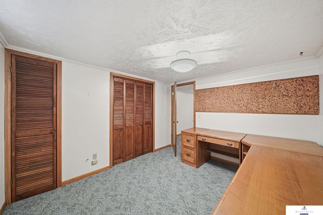 725 N 81st Street, Lincoln, NE 68505