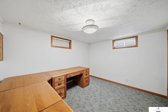 725 N 81st Street, Lincoln, NE 68505