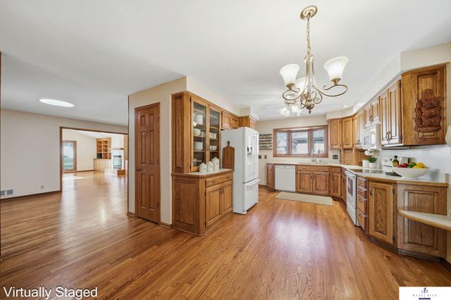 725 N 81st Street, Lincoln, NE 68505