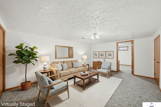 725 N 81st Street, Lincoln, NE 68505