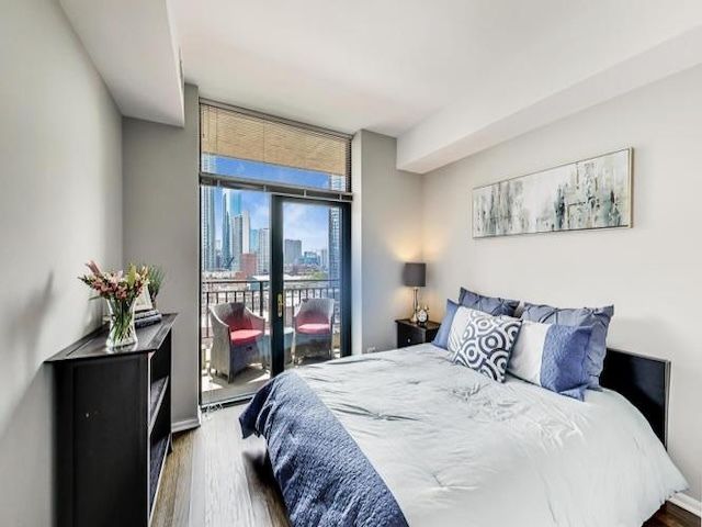 400 W Ontario Street 1206, Chicago, IL 60654