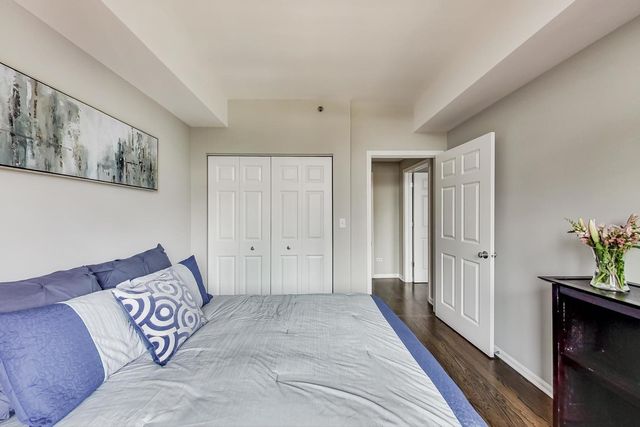 400 W Ontario Street 1206, Chicago, IL 60654