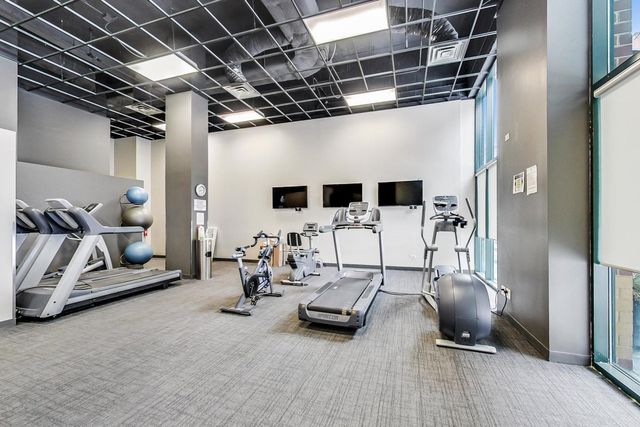 400 W Ontario Street 1206, Chicago, IL 60654