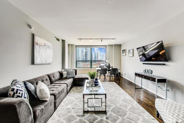 400 W Ontario Street 1206, Chicago, IL 60654