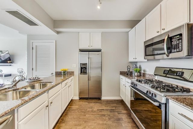 400 W Ontario Street 1206, Chicago, IL 60654