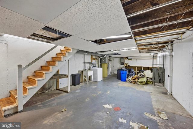 924 FAIRFAX RD, Drexel Hill, PA 19026