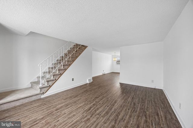 924 FAIRFAX RD, Drexel Hill, PA 19026