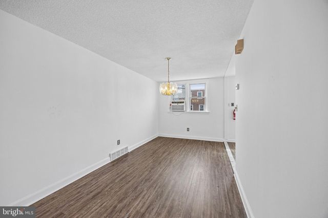 924 FAIRFAX RD, Drexel Hill, PA 19026