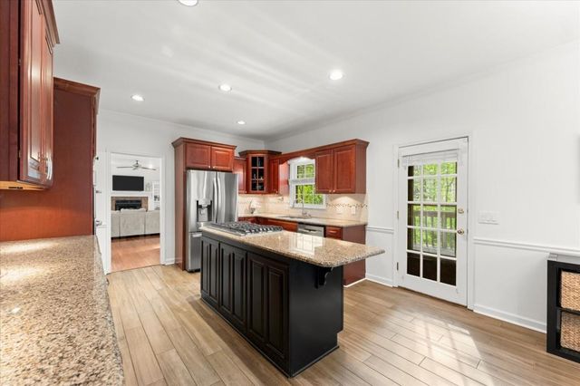 1025 Charlton Trace SW, Marietta, GA 30064