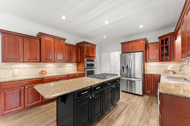 1025 Charlton Trace SW, Marietta, GA 30064