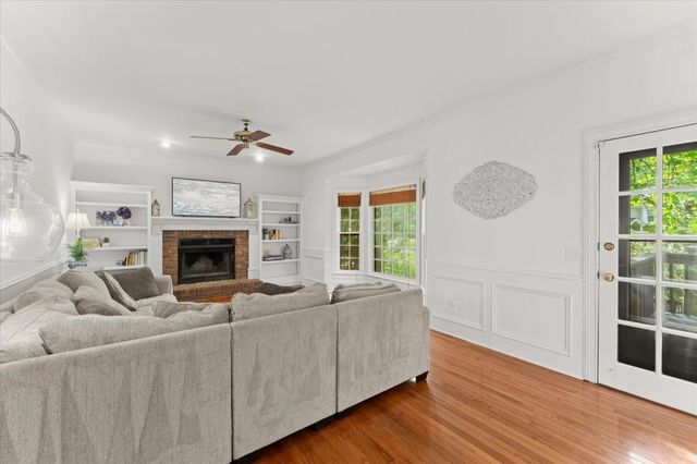 1025 Charlton Trace SW, Marietta, GA 30064