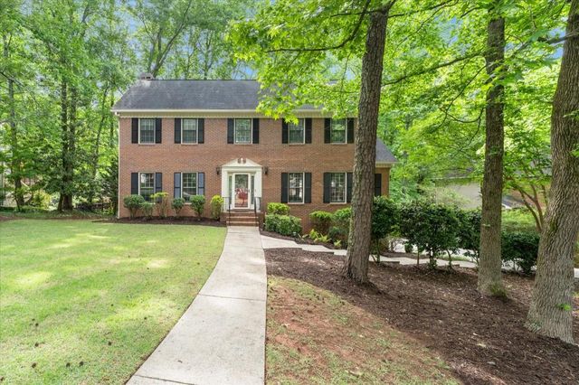 1025 Charlton Trace SW, Marietta, GA 30064