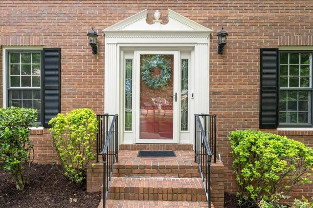 1025 Charlton Trace SW, Marietta, GA 30064