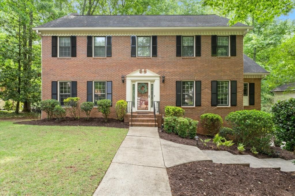 1025 Charlton Trace SW, Marietta, GA 30064