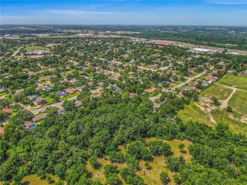 3814 Valley Oaks Drive, Bryan, TX 77802 — photo 3