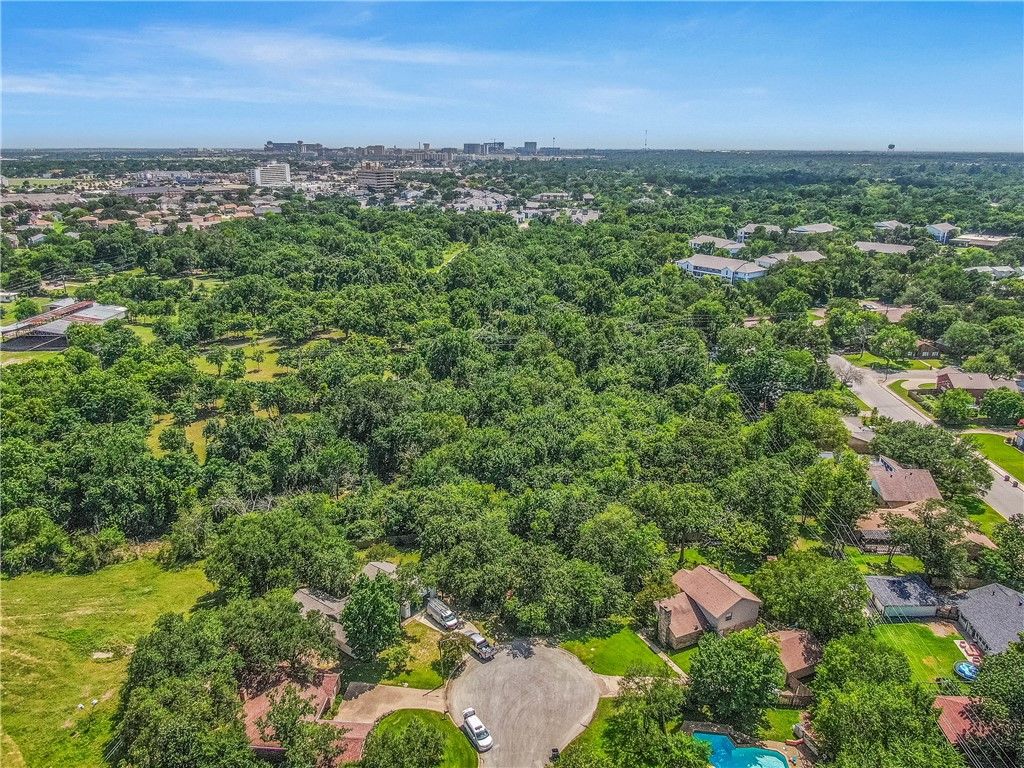 3814 Valley Oaks Drive, Bryan, TX 77802 — photo 5