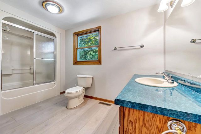 N6568 STATE HIGHWAY 180, Marinette, WI 54143