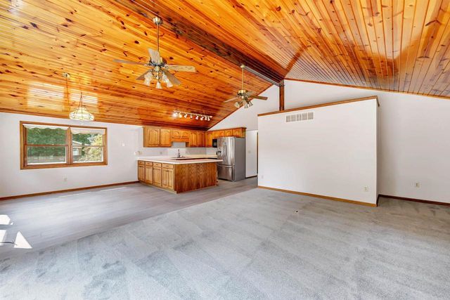 N6568 STATE HIGHWAY 180, Marinette, WI 54143