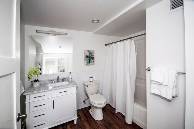 70 Parker Hill Ave 505, Boston, MA 02120