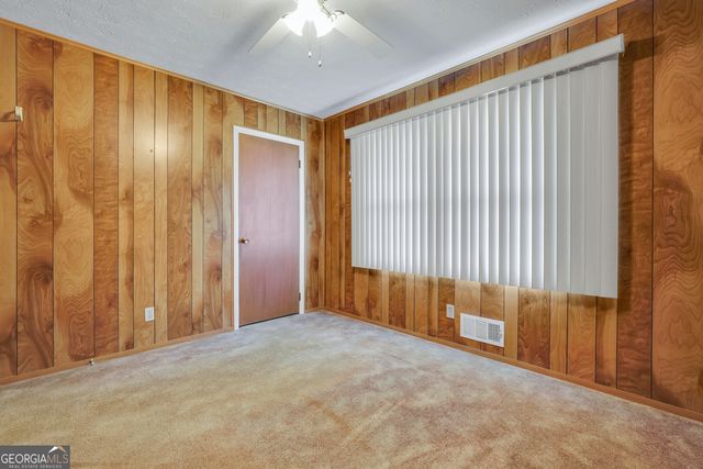 103 Julie Circle, Griffin, GA 30223