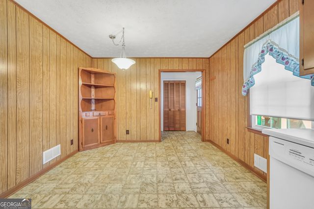 103 Julie Circle, Griffin, GA 30223