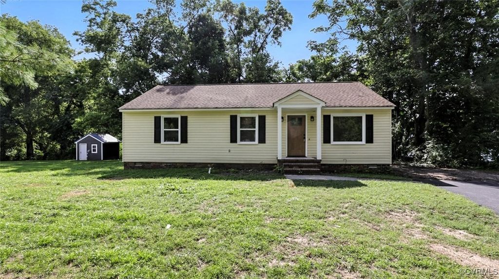 10900 Timonium Dr, Chester, VA 23831