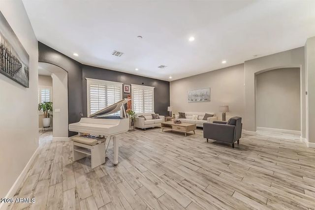 1221 E KRAMER Circle, Mesa, AZ 85203