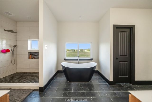 975 County Road 182, Other, TX 77575