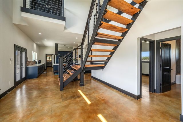 975 County Road 182, Other, TX 77575