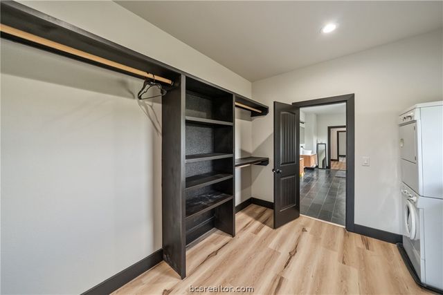 975 County Road 182, Other, TX 77575