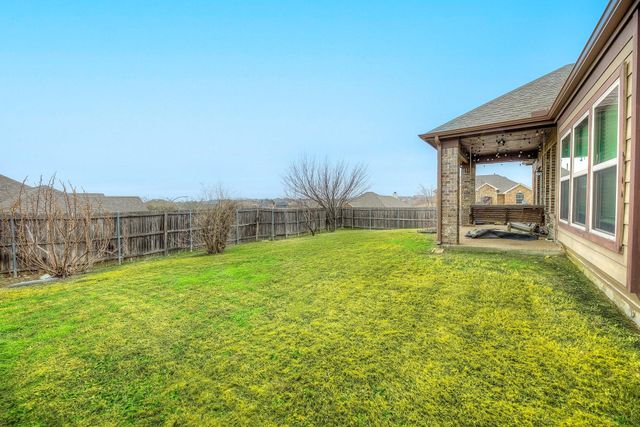 2933 Softwood Circle, Fort Worth, TX 76244