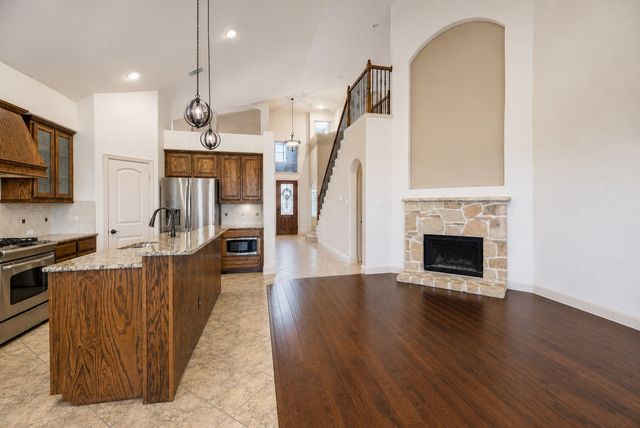 2933 Softwood Circle, Fort Worth, TX 76244