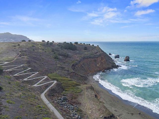 831 Fassler Avenue, Pacifica, CA 94044