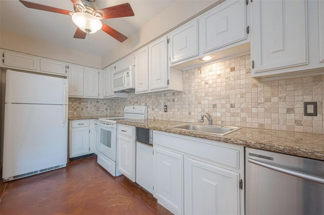 10217 Longmont Drive, Houston, TX 77042