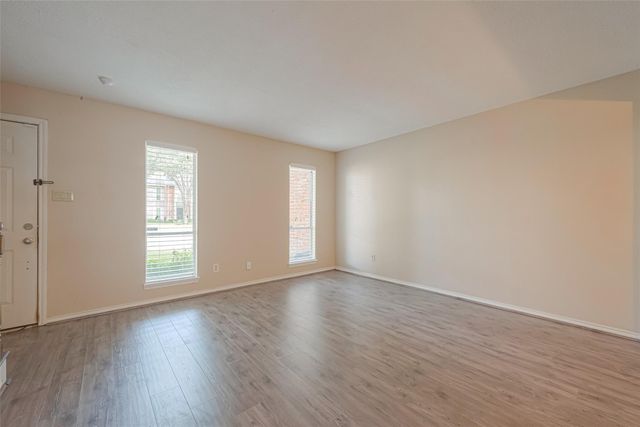 10217 Longmont Drive, Houston, TX 77042