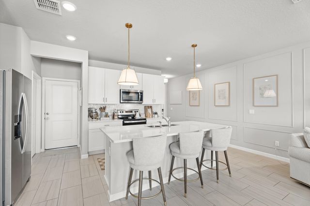 5612 SE Edgewater Circle, Stuart, FL 34997