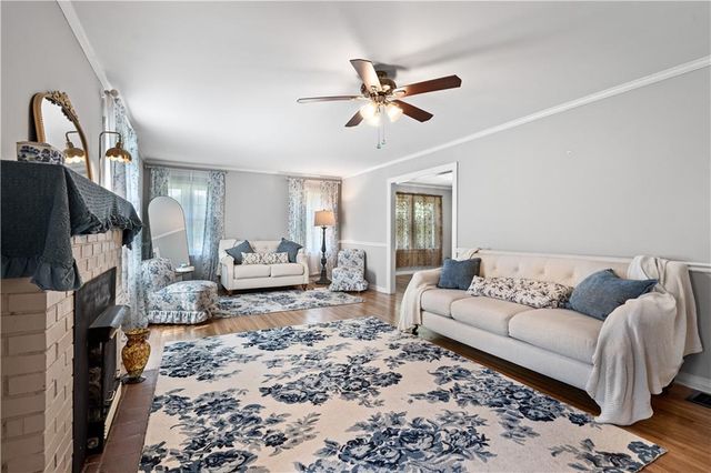 139 Myrtle Street, Toccoa, GA 30577