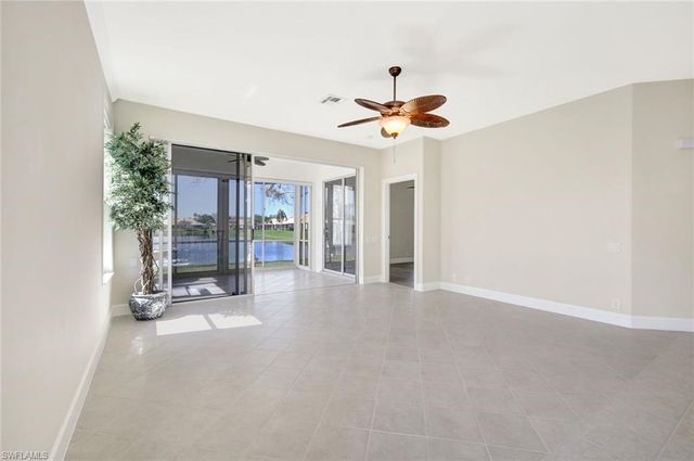 8777 E Bay CIR, Fort Myers, FL 33908