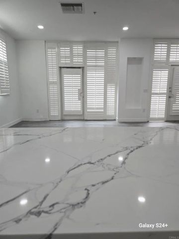 110 W Island Ave, San Diego, CA 92101